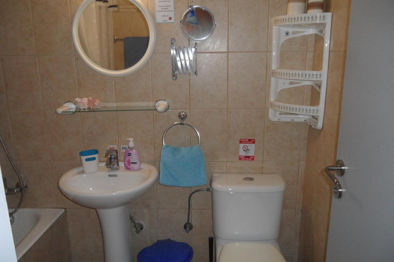 Apartment Ground Floor, FREE INTERNET Agia Napa Buitenkant foto
