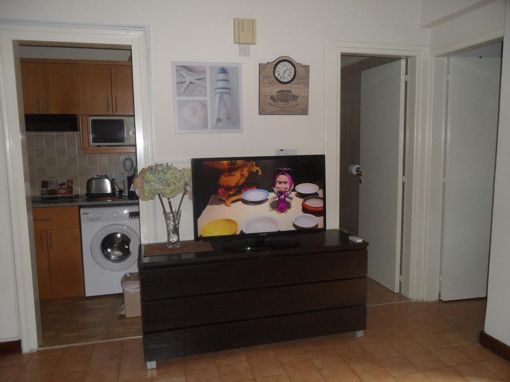 Apartment Ground Floor, FREE INTERNET Agia Napa Buitenkant foto